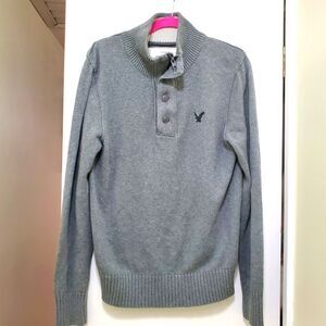 American Eagle Outfitters Men's Sweater Size Medium